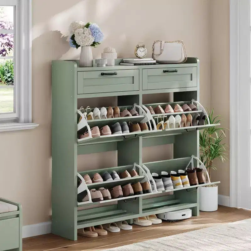 Szafka na buty z 4 uchylnymi szufladami i 2 górnymi szufladami, drewniana szafka-organizer na buty z regulowaną półką, wolnostojąca szafka do przechowywania obuwia