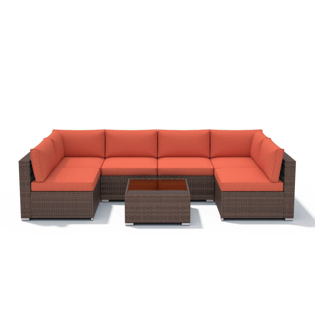 7-delige outdoor loungeset van vlechtwerk en staal met kussens