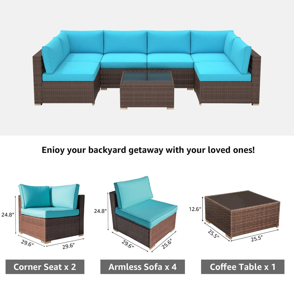 7-delige outdoor loungeset van vlechtwerk en staal met kussens