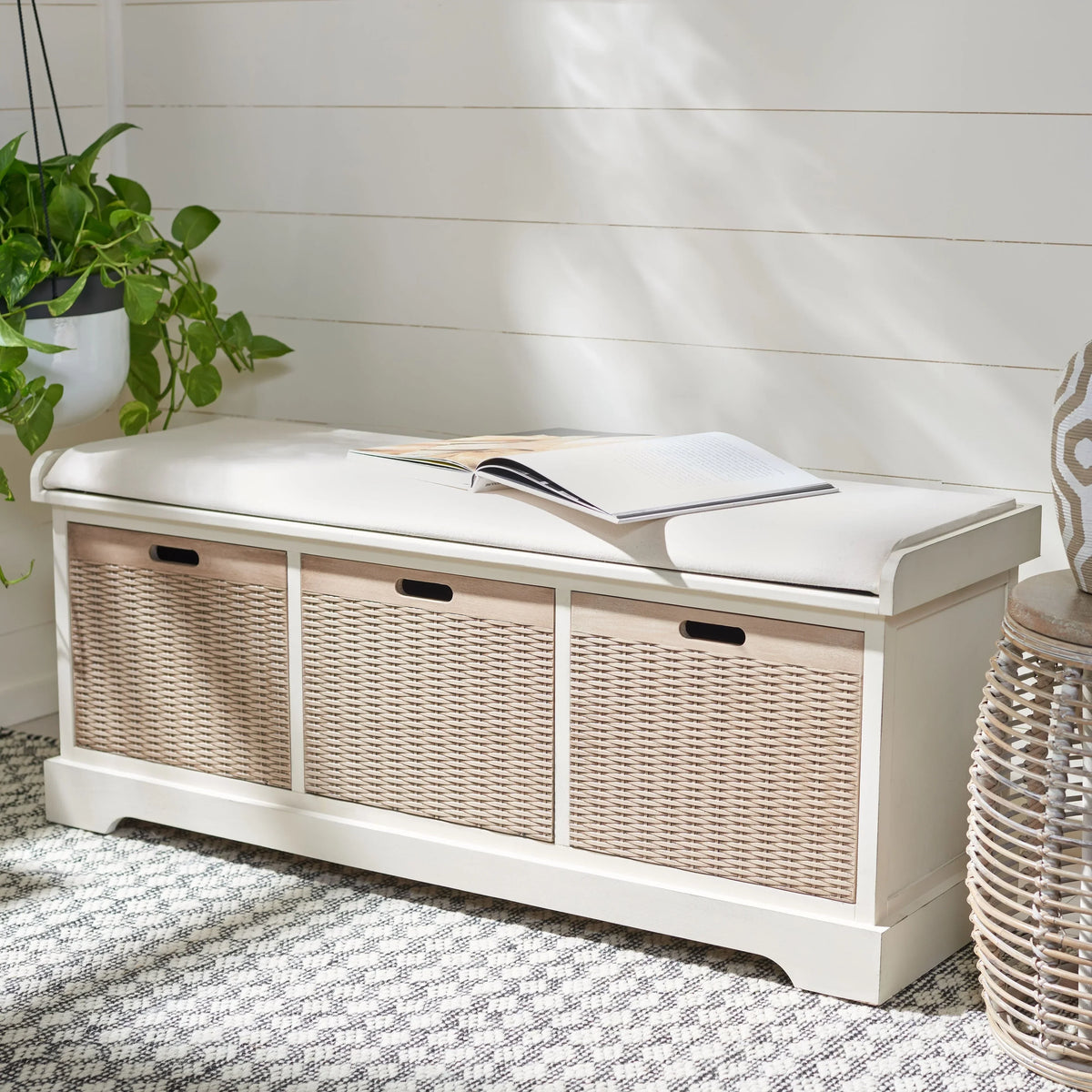 SAFAVIEH Fiorello minderli, 3 çekmeceli depolama pufu - 47.3 W x 15 L x 19 H - 47Wx15Dx19H