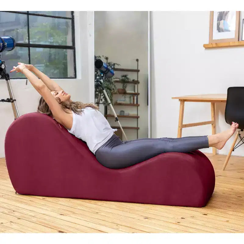 Avana elegáns heverő jógához – az USA-ban készült – kiváló nyújtáshoz, relaxációhoz, testmozgáshoz és még sok máshoz, 60D x 18W x 26H hüvelyk, világosszürke