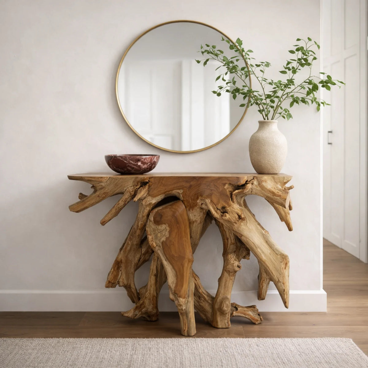 Table console en teck naturel biologique avec élément sculptural — entrée