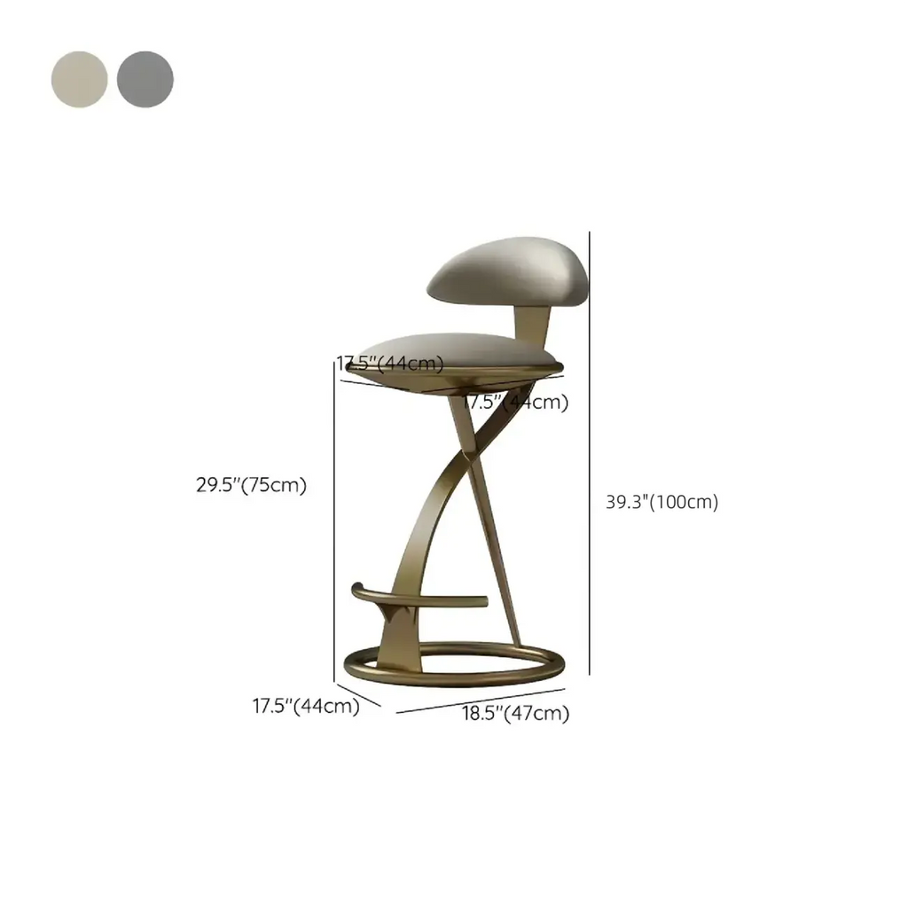 Luxe barkruk met strak beige leer en een goudkleurig metalen frame