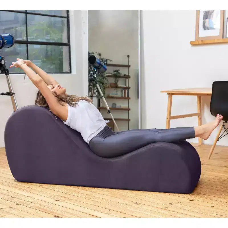 Avana elegáns heverő jógához – az USA-ban készült – kiváló nyújtáshoz, relaxációhoz, testmozgáshoz és még sok máshoz, 60D x 18W x 26H hüvelyk, világosszürke