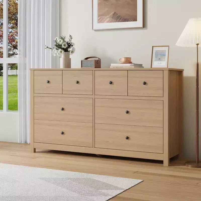 Moderner Kommodenschrank mit 8 Schubladen für das Schlafzimmer, breite Holzkommode mit tiefem Stauraum, freistehender Organizer-Schrank für das Wohnzimmer