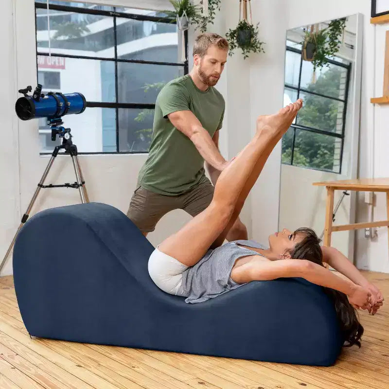Avana elegáns heverő jógához – az USA-ban készült – kiváló nyújtáshoz, relaxációhoz, testmozgáshoz és még sok máshoz, 60D x 18W x 26H hüvelyk, világosszürke