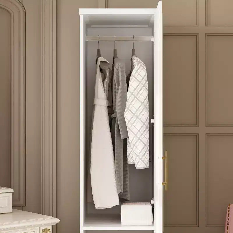 Armoire-penderie modulaire blanche luxueuse Famapy avec ferrures dorées : portes à panneaux et design à portes mixtes  Dressing élégant et personnalisé pour chambres